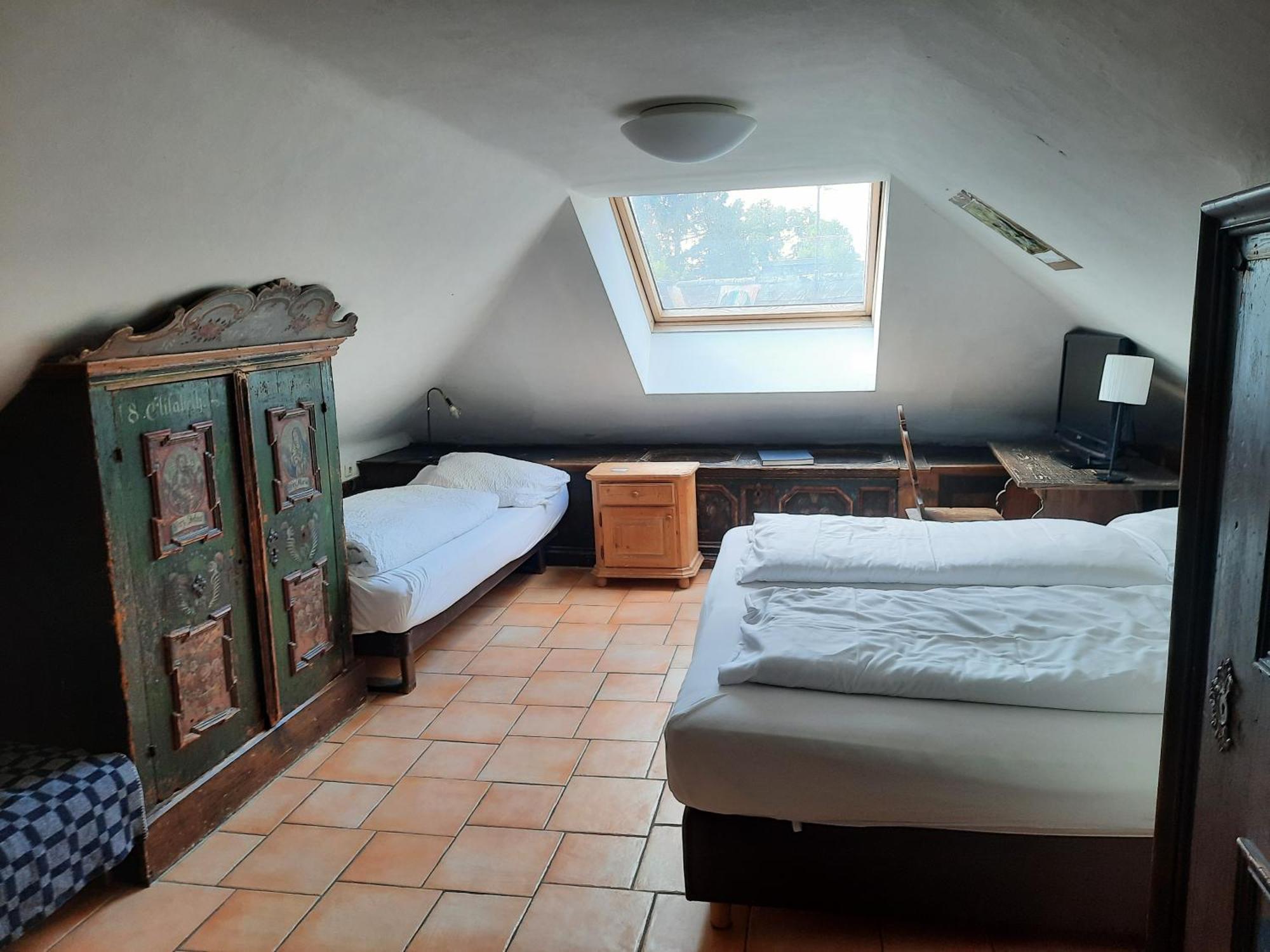 Haus Wartenberg Зальцбург Номер фото